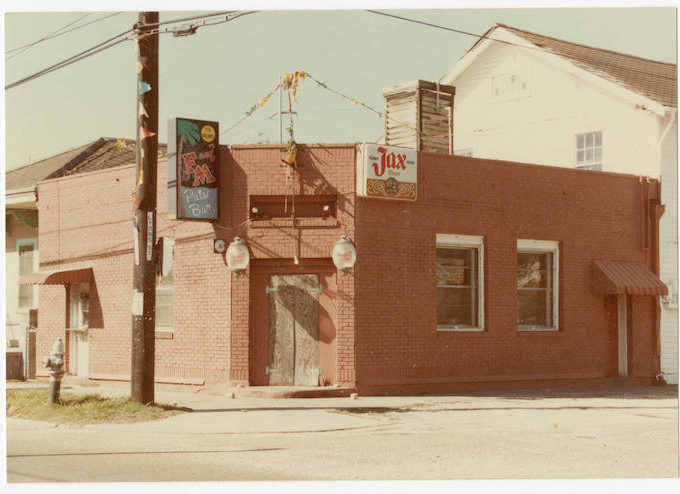 F&M Patio bar